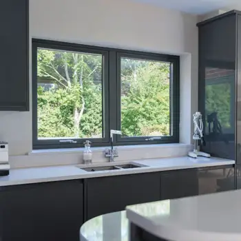 Residence 7 Windows